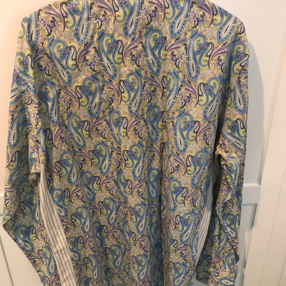 Robert Graham shirt